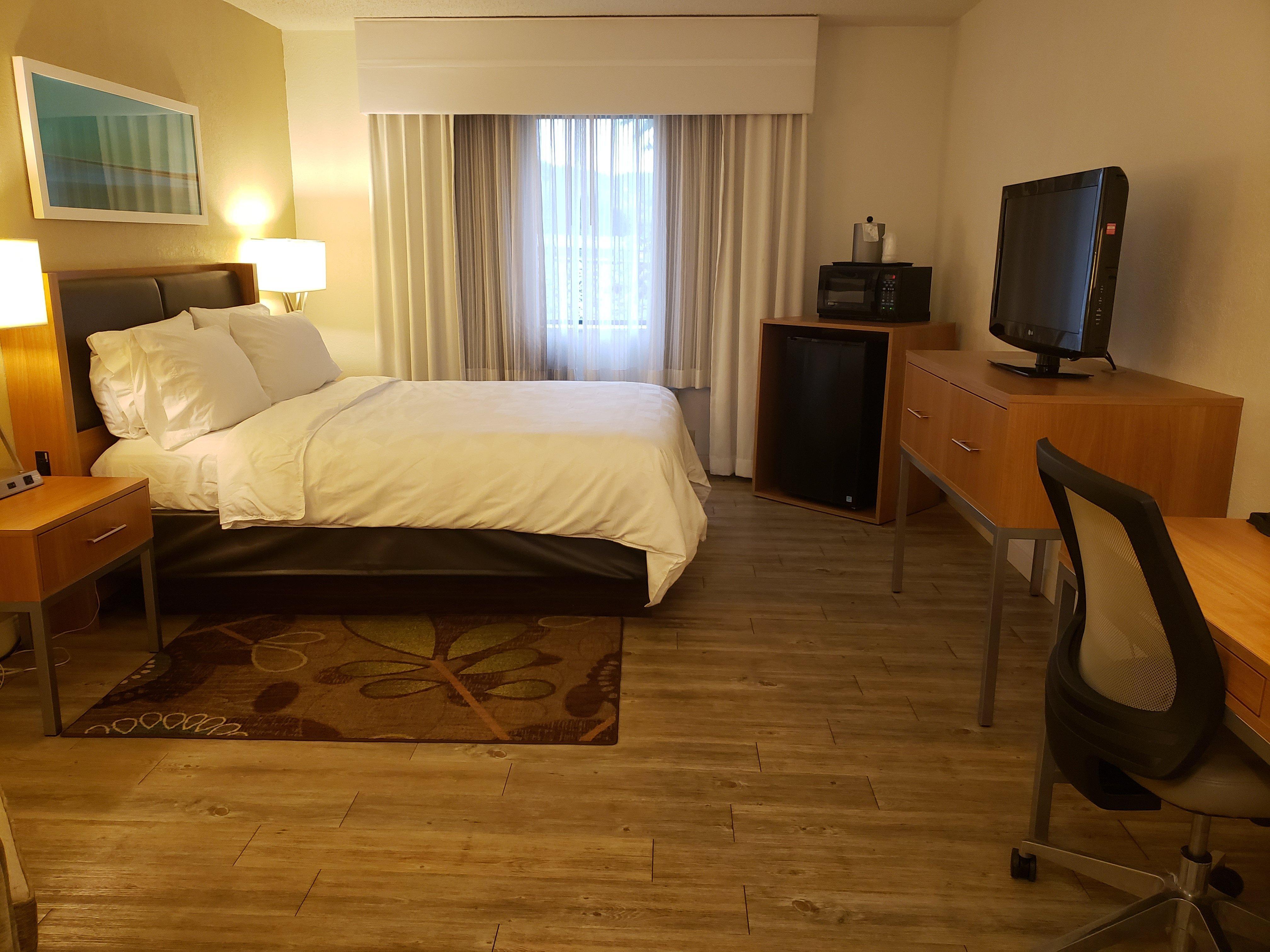Holiday Inn Express Hotel Pittsburgh-North/Harmarville By Ihg Екстериор снимка