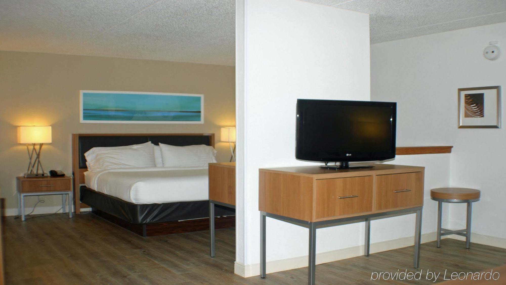 Holiday Inn Express Hotel Pittsburgh-North/Harmarville By Ihg Екстериор снимка
